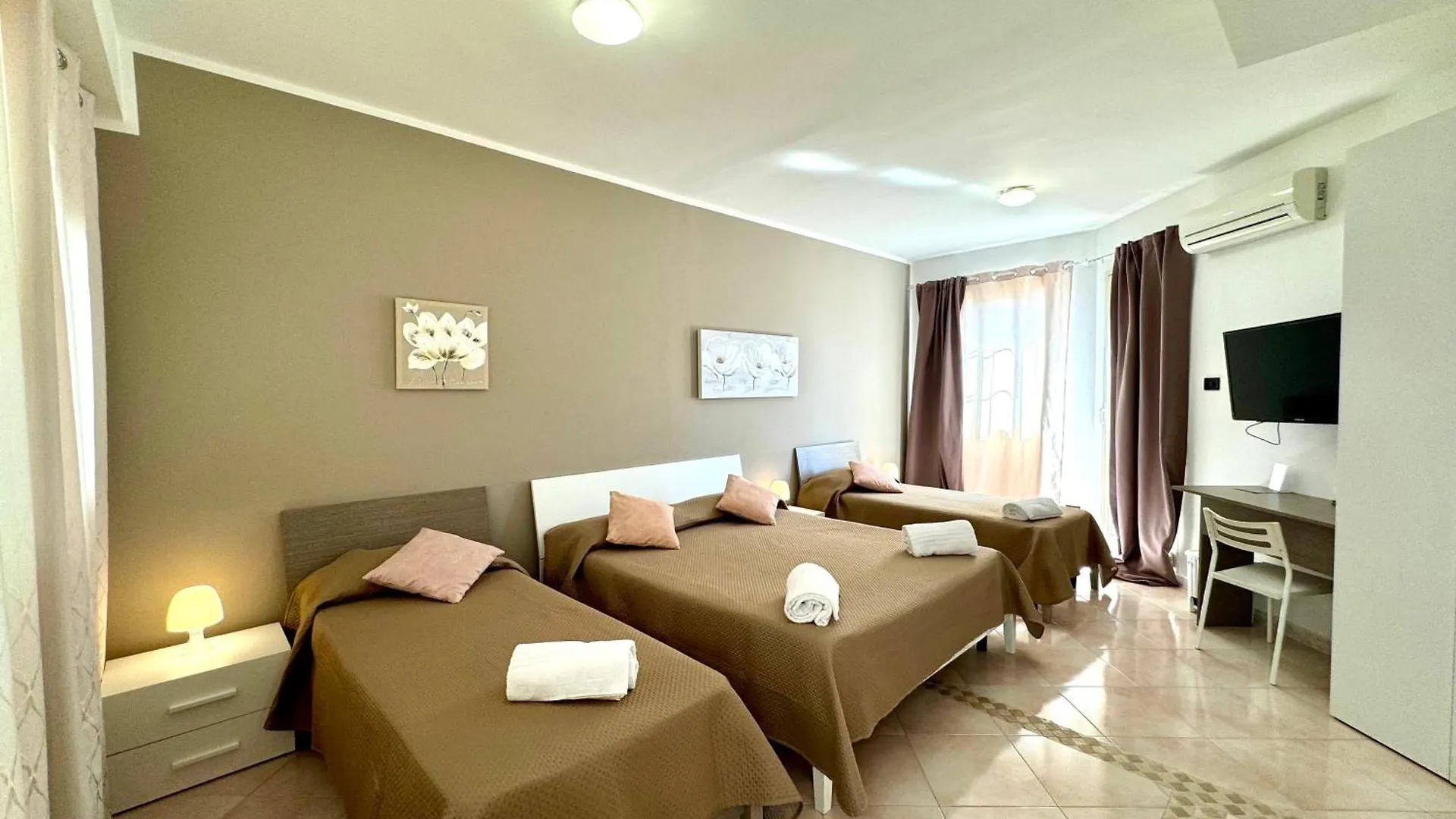 B&B Blue Terrasini 0*,